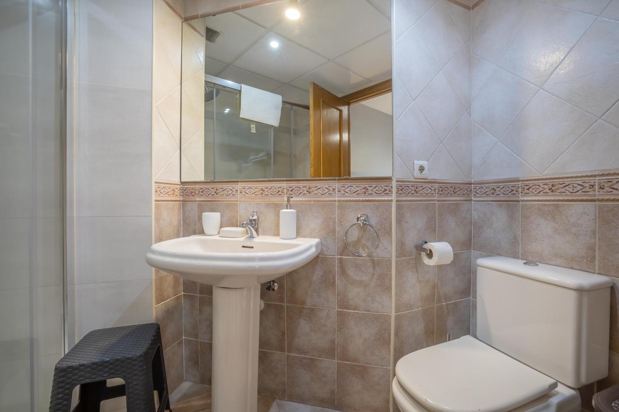 Coral & Apartment & Parking Cordoba Exterior photo